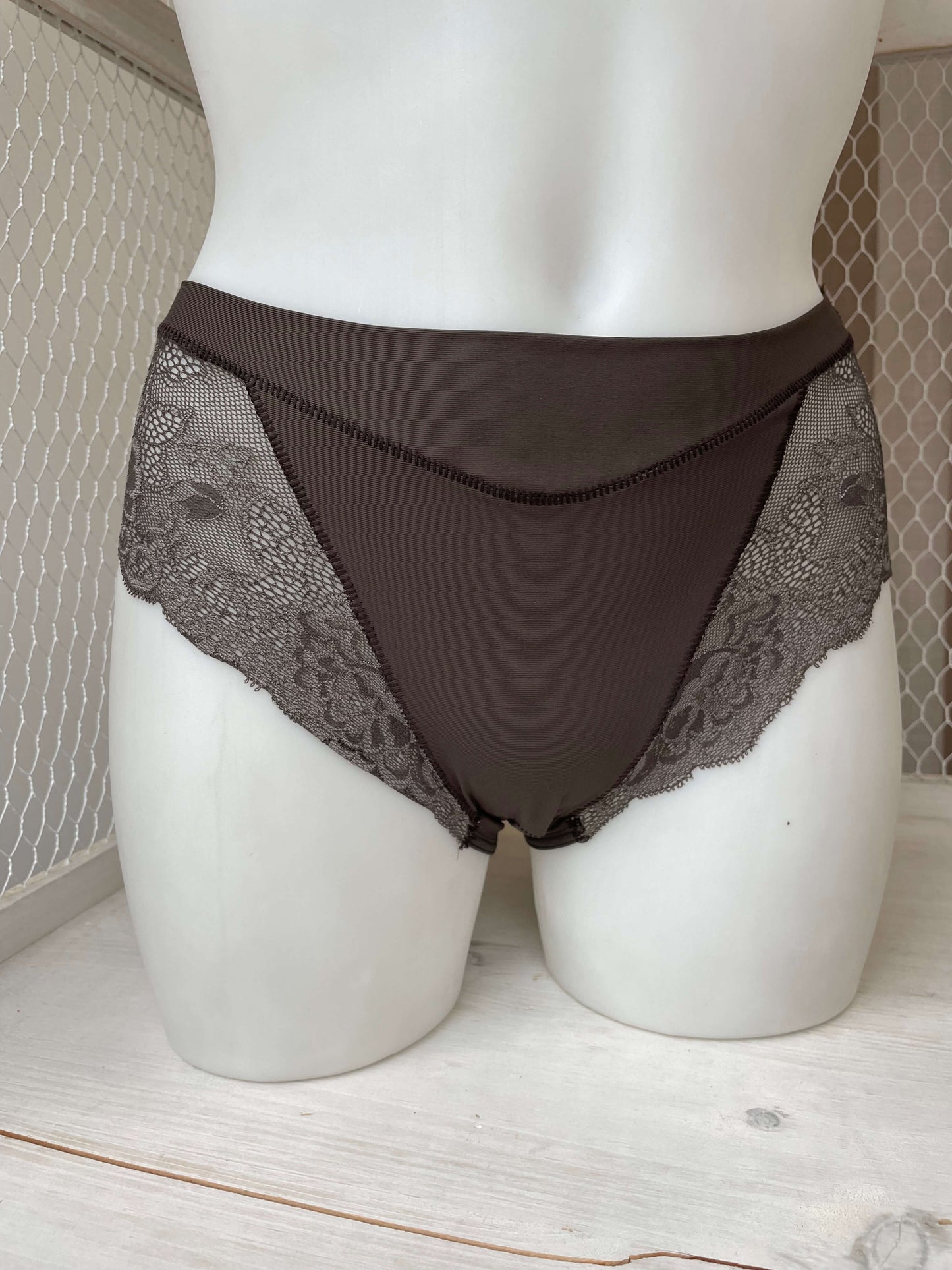 Cueca Rendada "Milano Greta Color" para Mulher