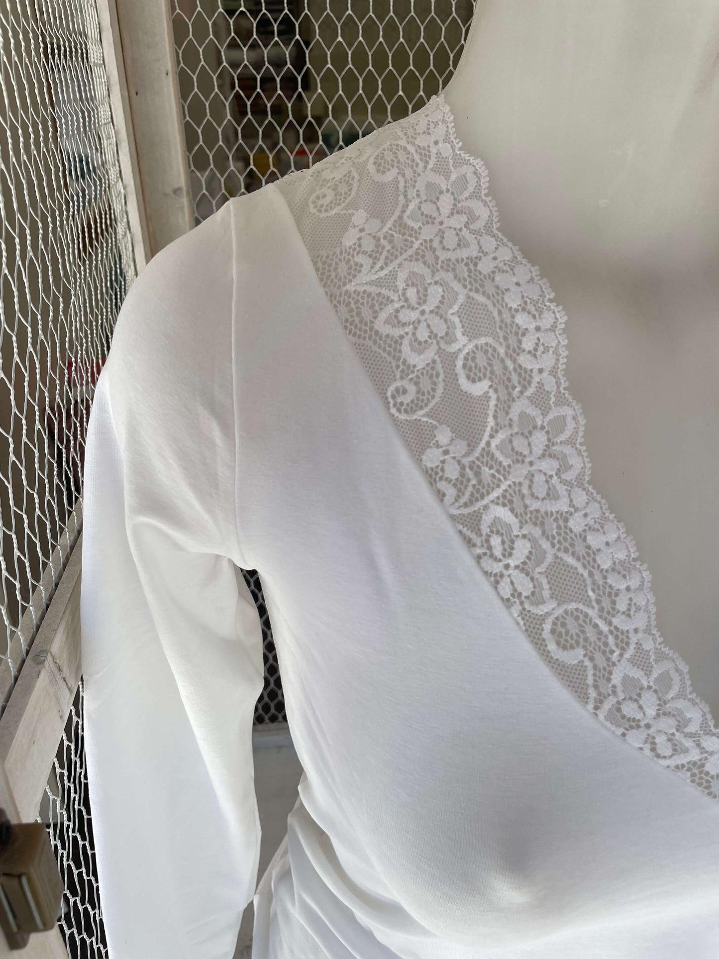 Camisola Manga Comprida Algodão "Esencial" renda no decote para Mulher