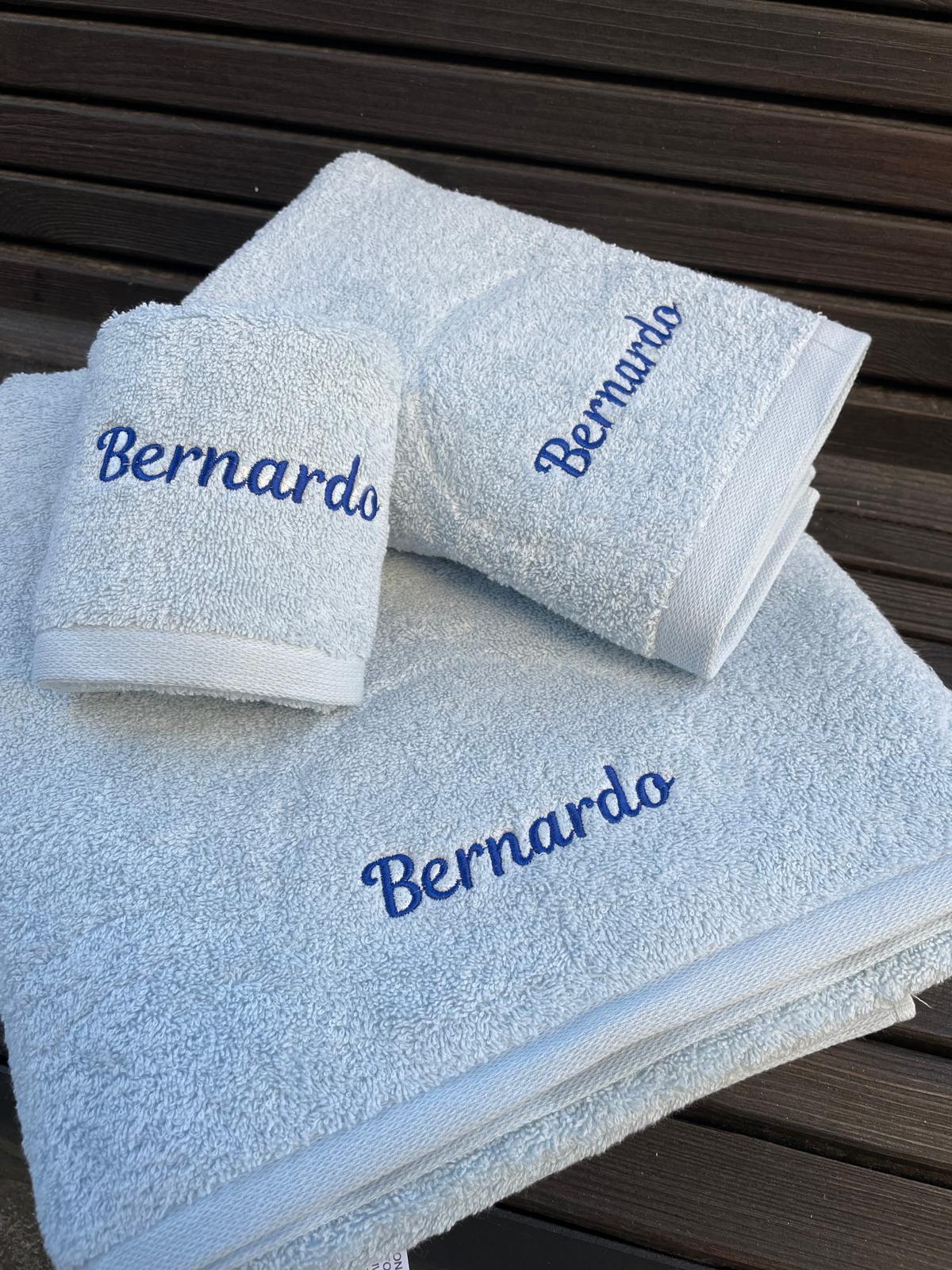 Jogo de Banho Personalizado com Nome Bordado (EXCLUSIVO)