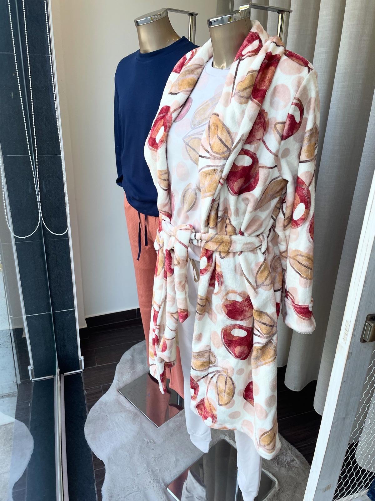 Robe Feminino tipo Polar de Trespasse com Manga Comprida CONUAL