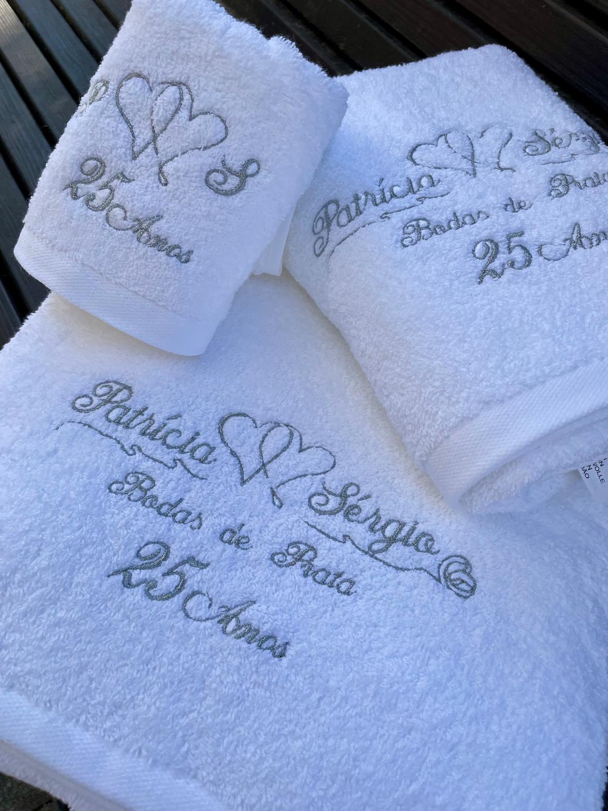Jogo de Banho personalizado "Bodas de Prata ou de Ouro" 3 ou 6 peças - Presentes de Casamento Especiais