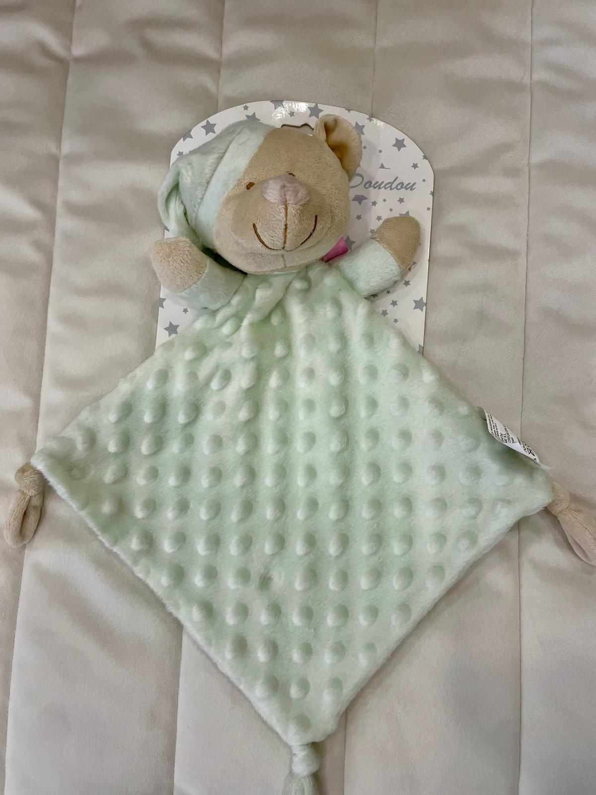 Doudou ou naninha em Peluche Ursinho personalizável com o Nome do Bebé