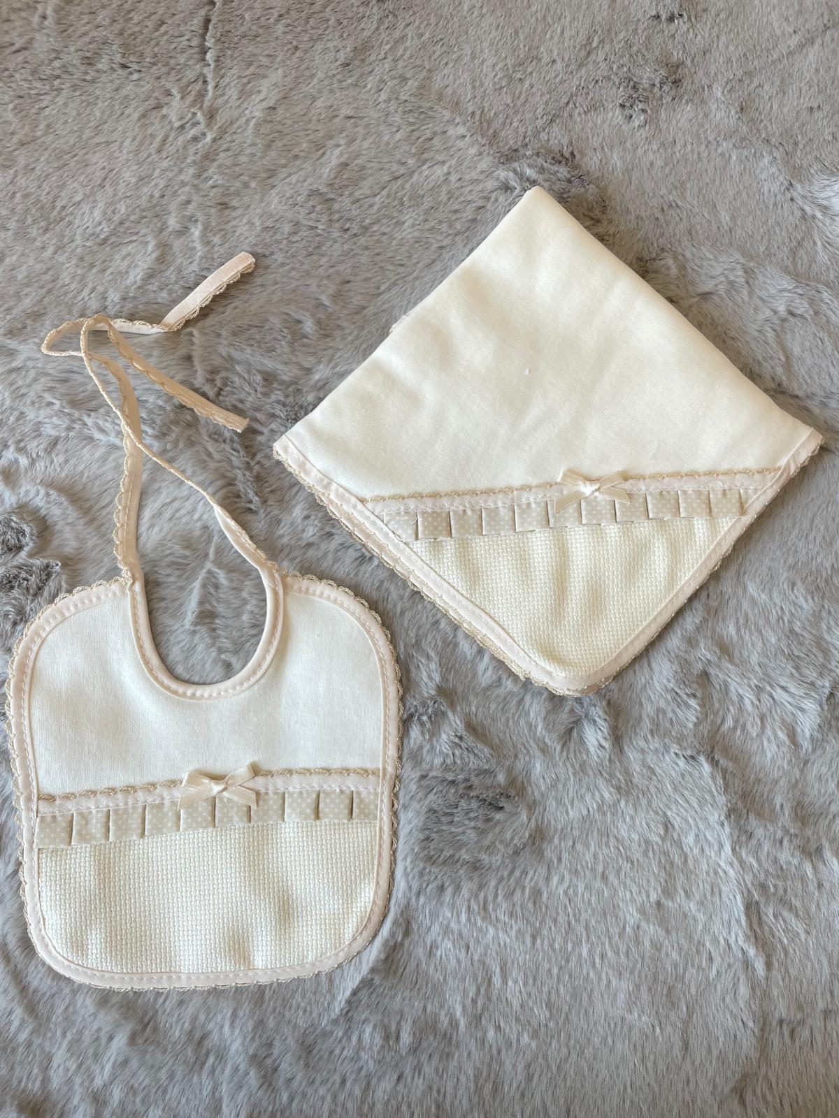 Conjunto Fraldinha e Babete com Laçinho (PERSONALIZAR)