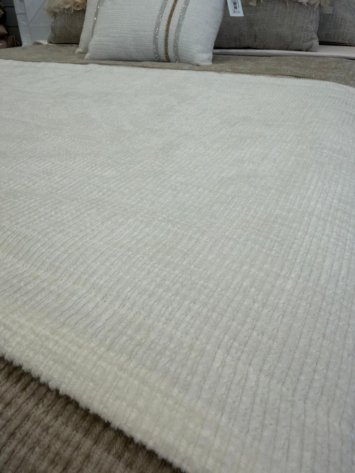 Cobre-pés em Veludo Pérola de Alta Qualidade