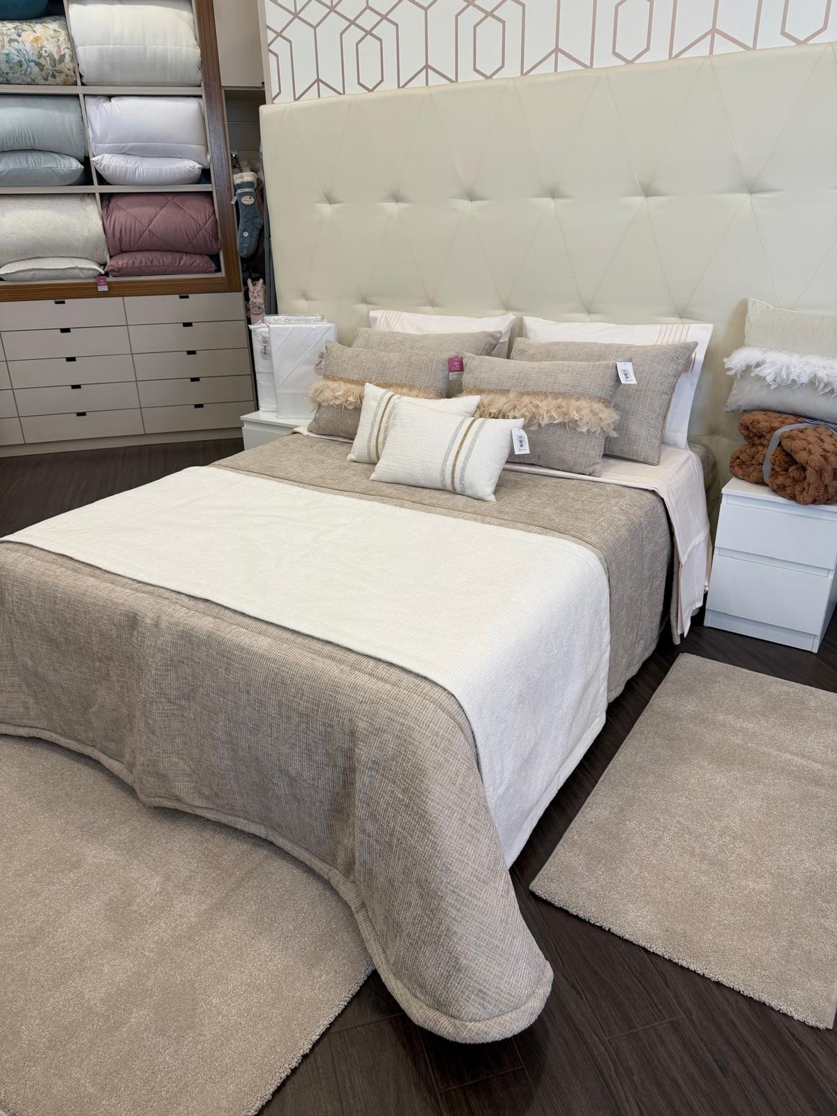 Cobre-pés em Veludo Pérola de Alta Qualidade