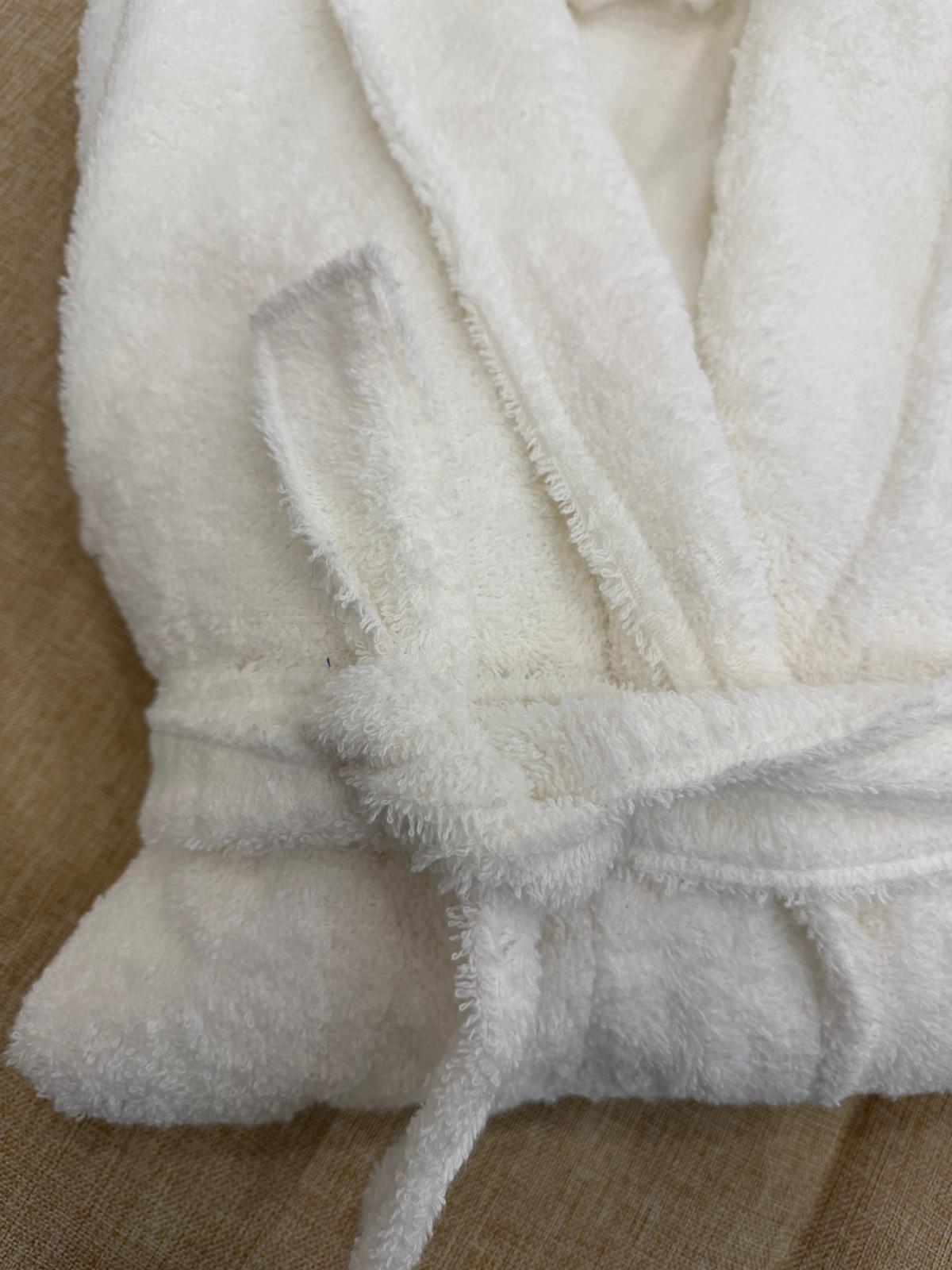 Roupão de Banho em Felpo 100% Algodão com Cinto Ajustável e Bolsos Frontais