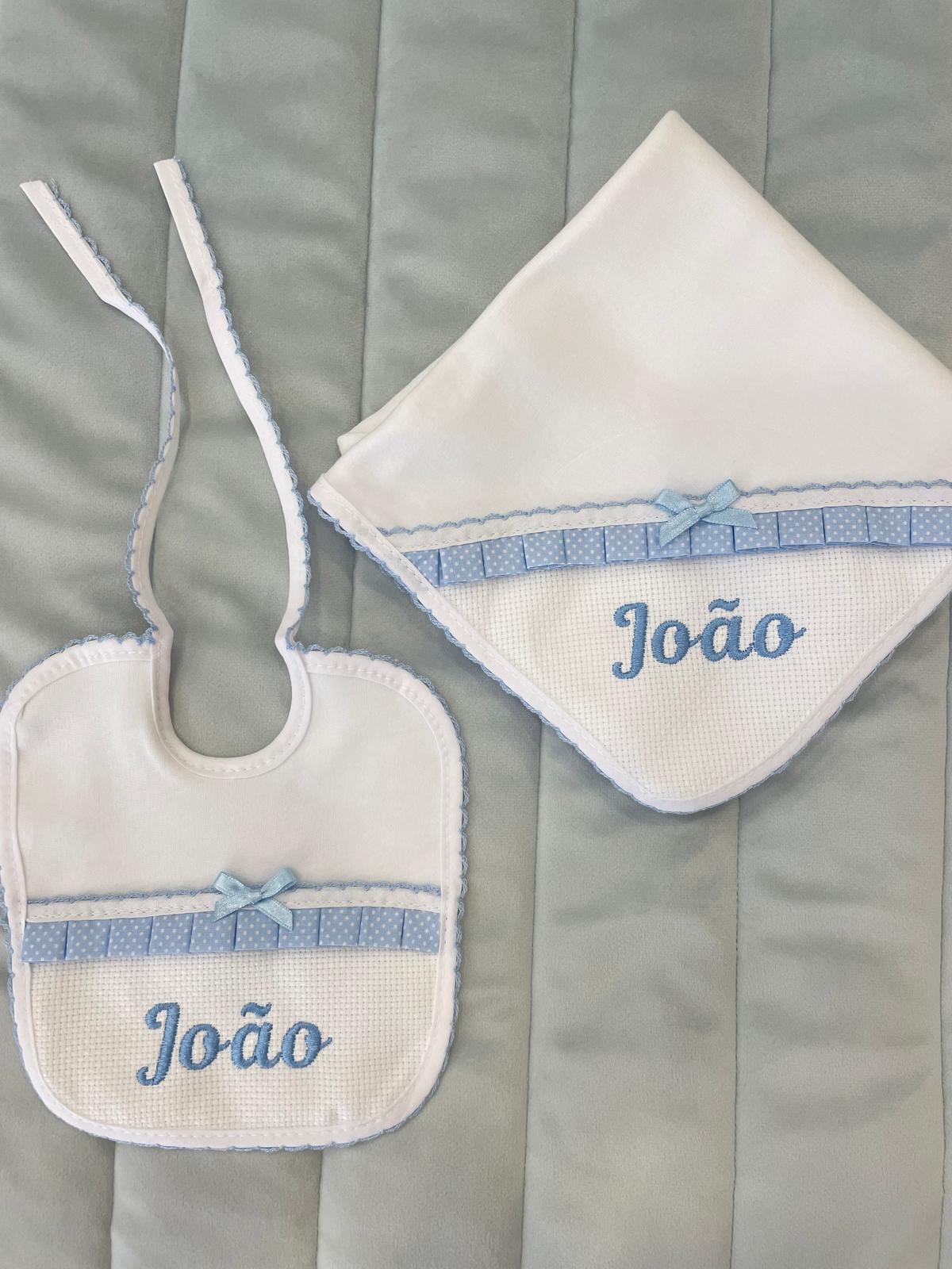 Conjunto Fraldinha e Babete com Laçinho (PERSONALIZAR)