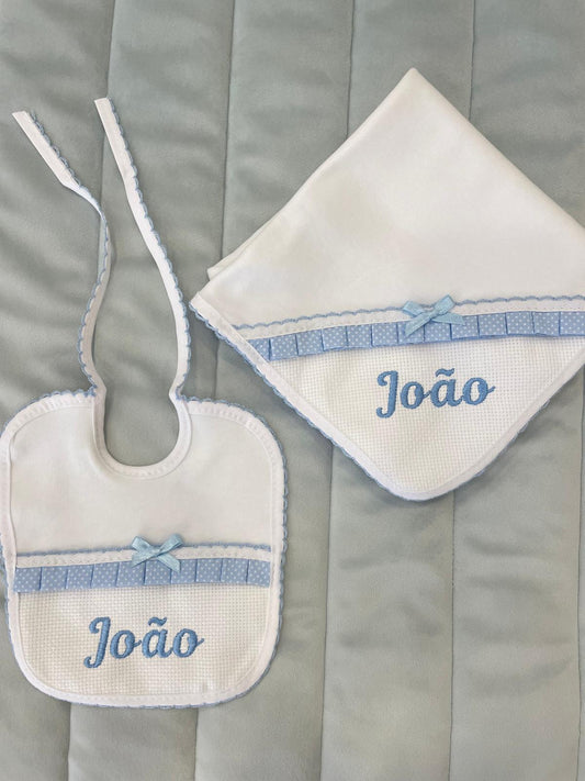 Conjunto Fraldinha e Babete com Laçinho (PERSONALIZAR)