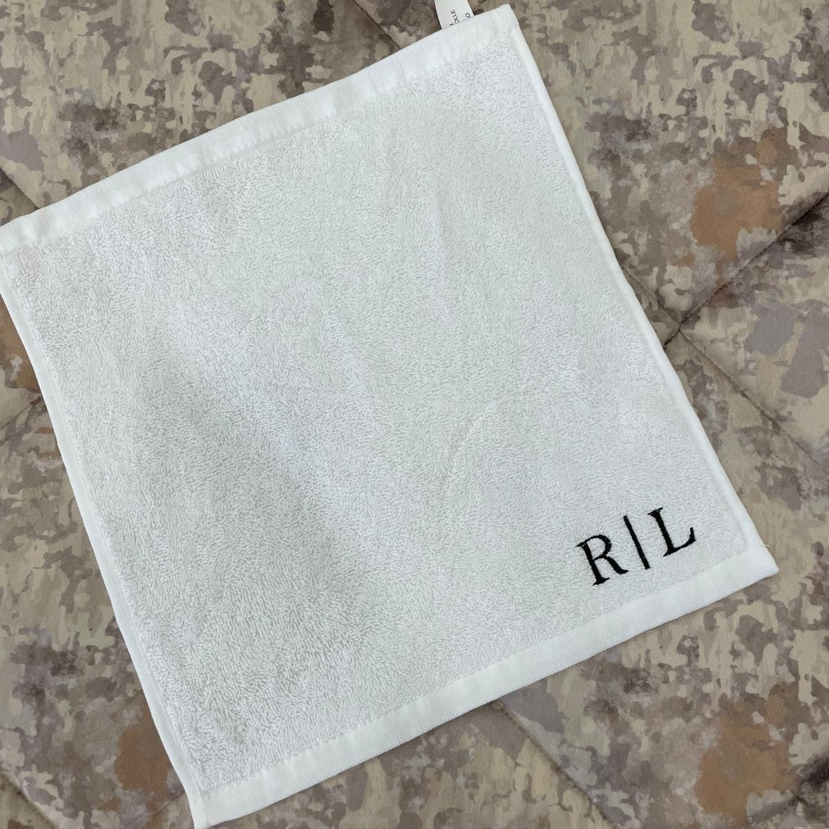 toalha de mãos 30x30 com bordado personalizado