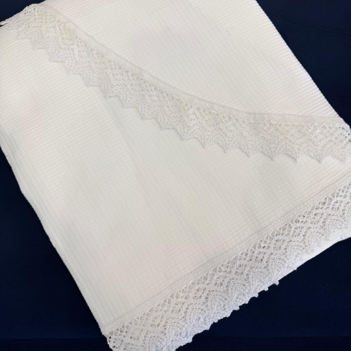 colcha de renda em algodão estilo Zara Home